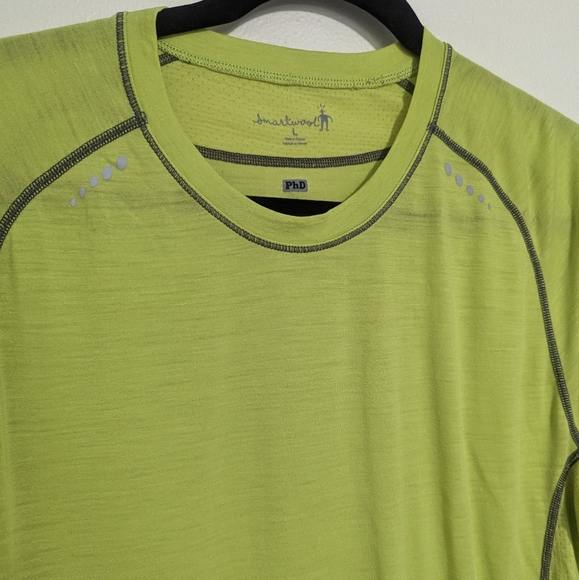 Smartwool Men's PhD Ultra Light Short Sleeve Merino Wool Blend Shirt Large - Picture 3 of 12
